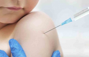 Egyszer vagy többször: milyen elven működnek a védőoltások?